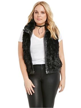 FOREVER 21 ZIPPED FAUX FUR VEST - BLACK SIZE 3X (NEW WITH TAGS)